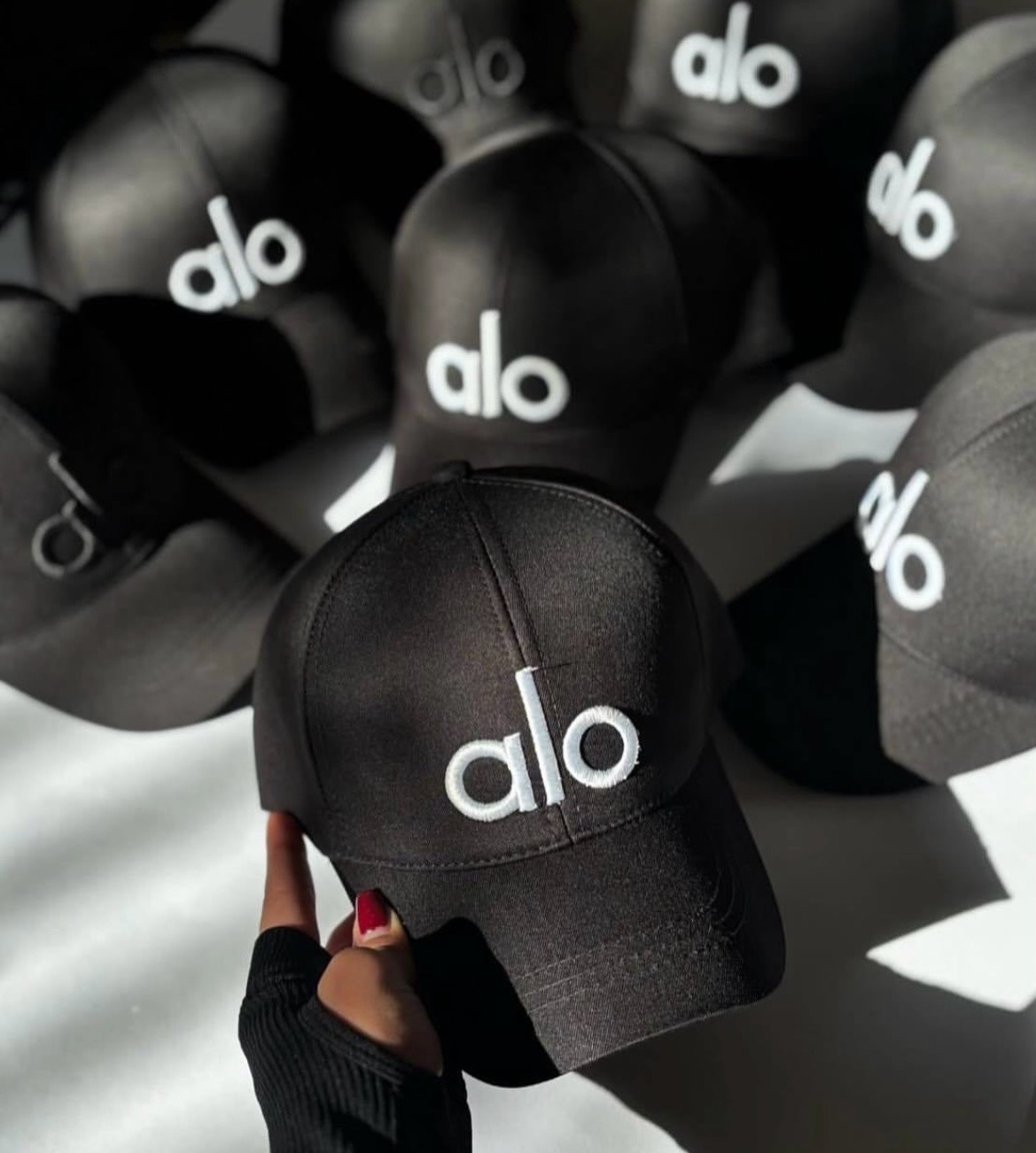 کلاه طرح Alo - نمای کامل محصول با جزئیات دوخت