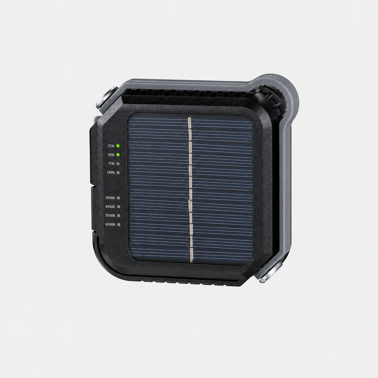 چراغ کمپینگ خورشیدی گرین لاین Solar Lumix - تصویر محصول به همراه لوازم جانبی همراه